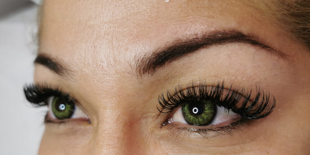 Especialista en extensiones de pestañas Especialista en extensiones de pestañas